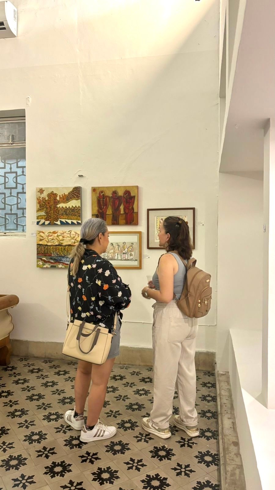 exposicion-renatochacon-nocheblancamerida